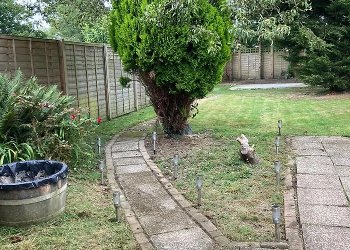 Home Away Luxury Living - Horley